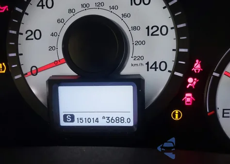 2011 Honda Pilot Touring z USA, uszkodzony, nr VIN 5FNYF4H93BB084167